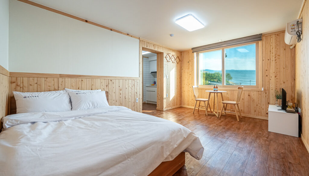 thum-room1