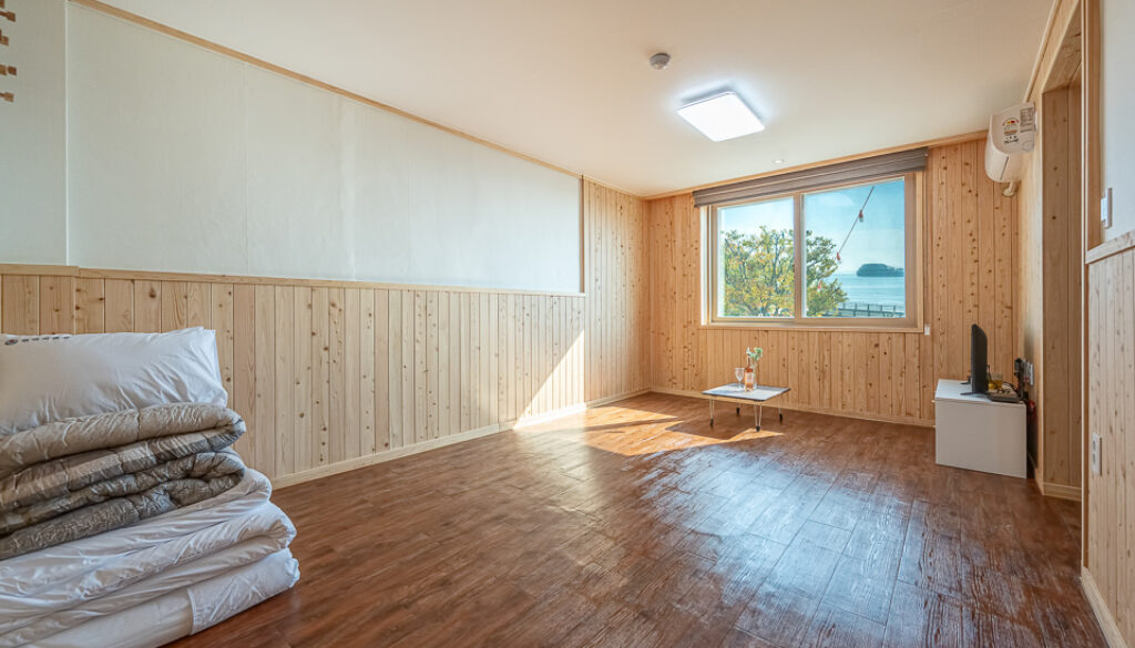 thum-room2